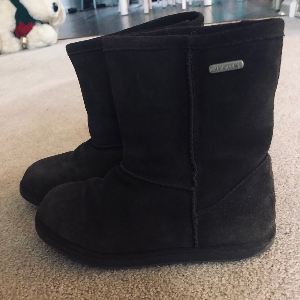 Emu Boots Size 1